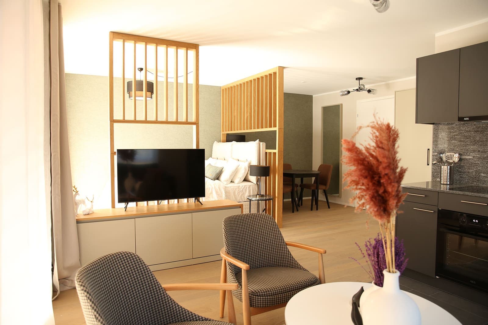 Apartment 14 – photo 1