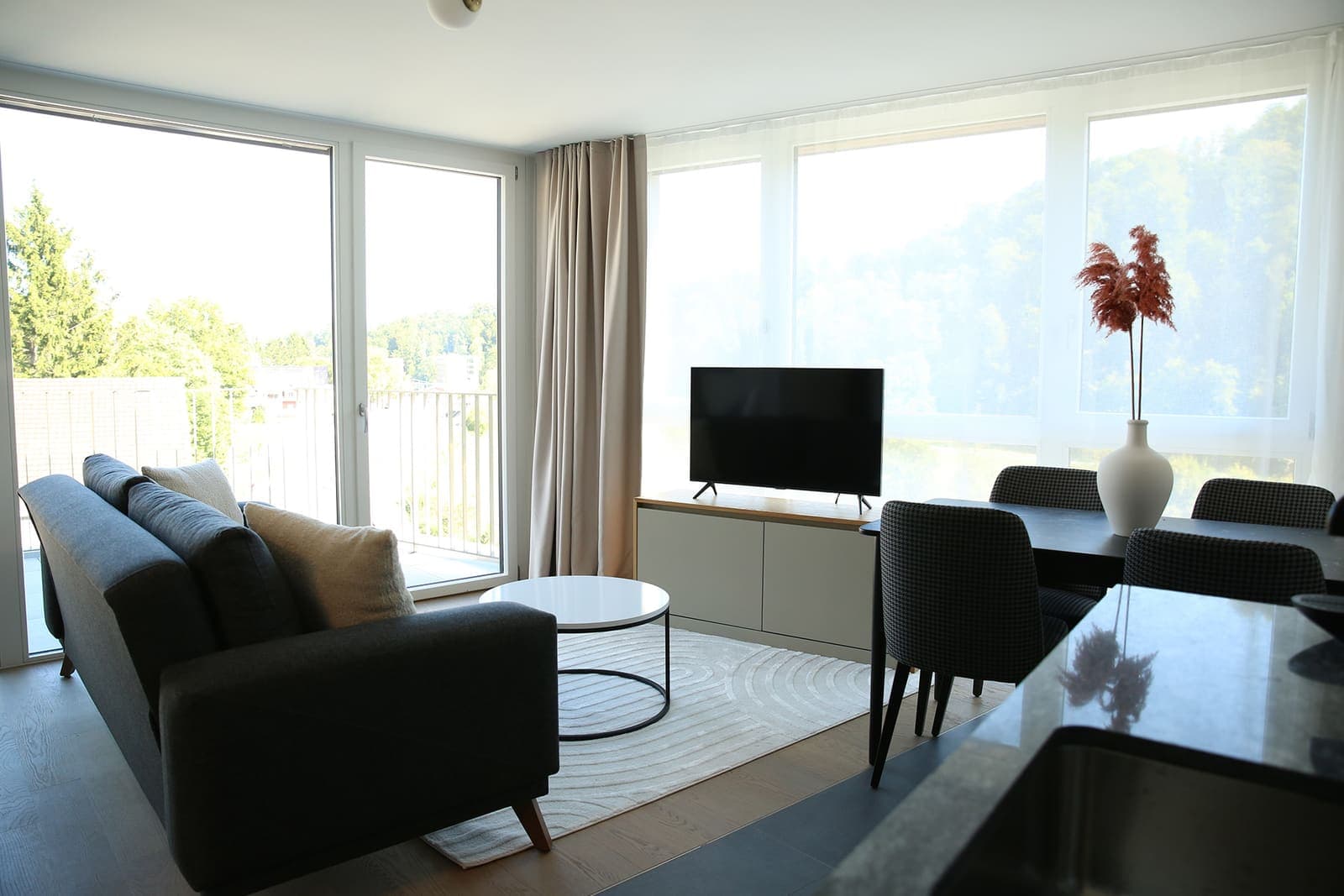 Apartment 17 – photo 1