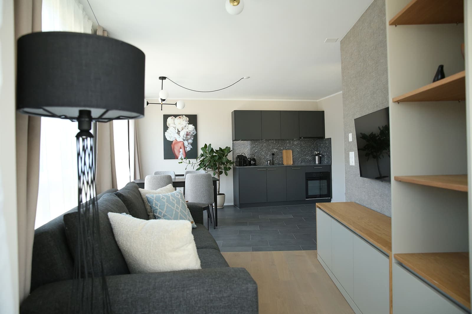 Apartment 8 – photo 1