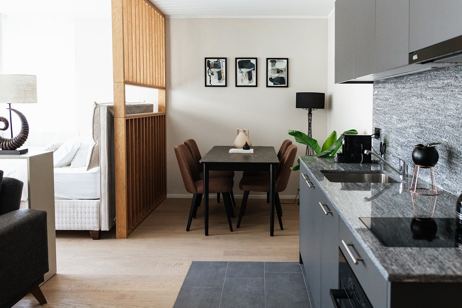 20220706Aparthotel087